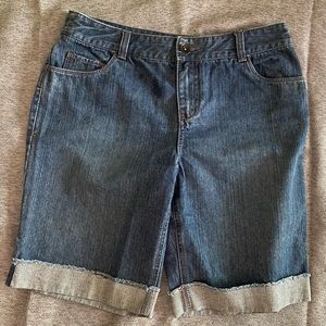 NWT SONOMA denim Shorts!